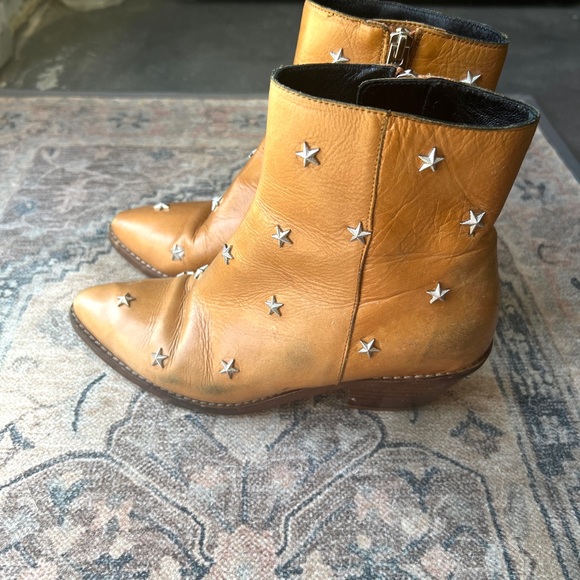 Zadig & Voltaire women’s star studded Tyler booties - Picture 5 of 12